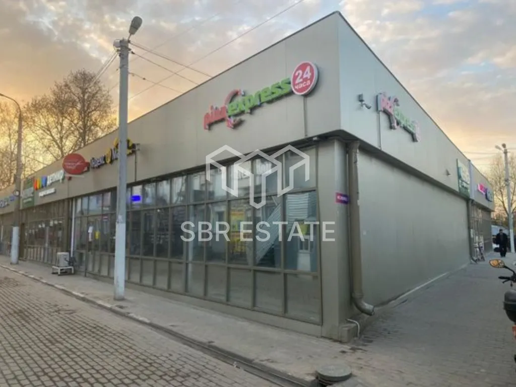 Продажа торгового здания с арендаторами