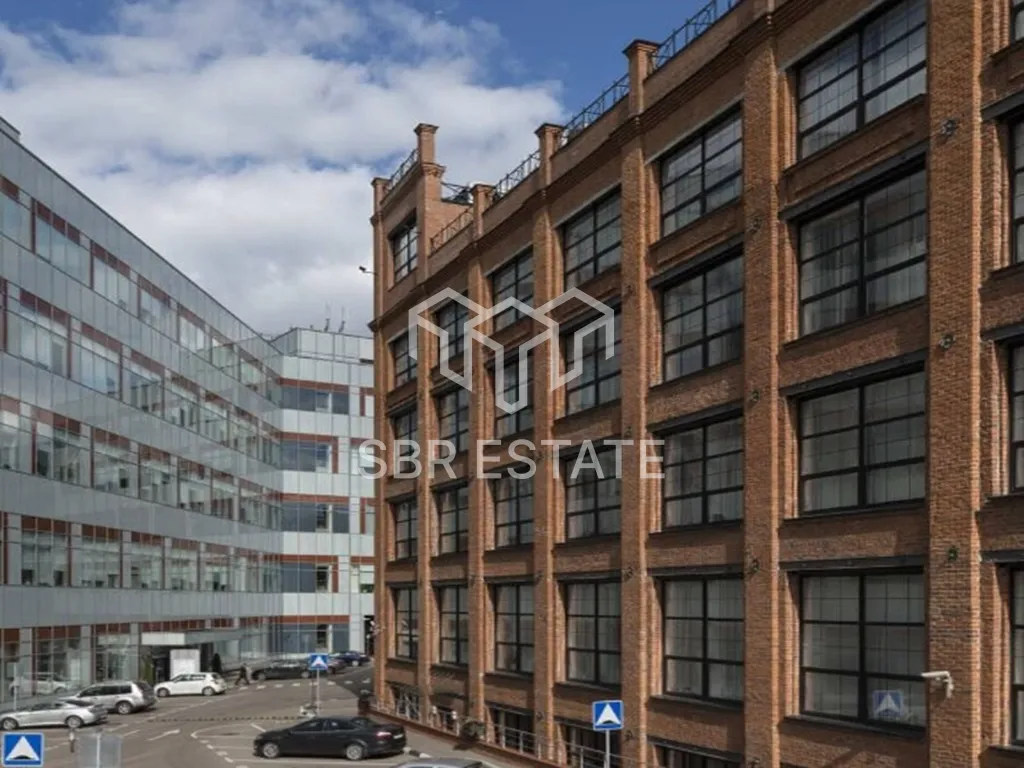 Здание 8300 м2 в Деловом центре ЛеФОРТ