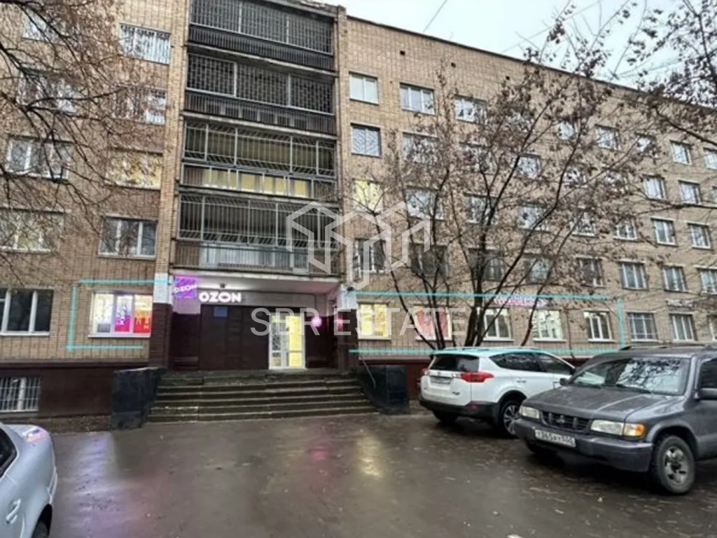 Продажа торгового помещения с арендаторами Озон и др.