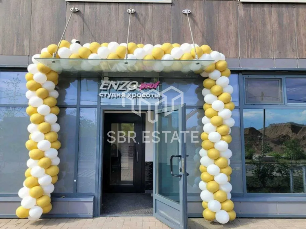 Продажа торгового помещения с арендатором салон красоты ENZO