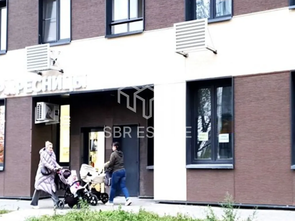 Продажа торгового помещения 100 м2 без арендатора